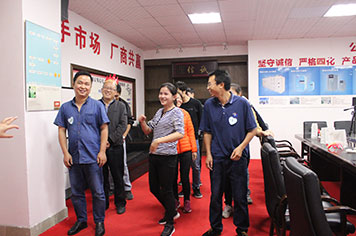 Employee birthday party Employee birthday party